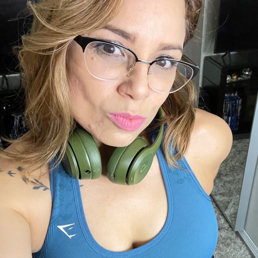 Meet your Posher, Maria teresa